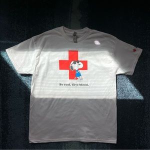 Authentic Be Cool Give Blood Snoopy Red Cross Tshirt Size L
